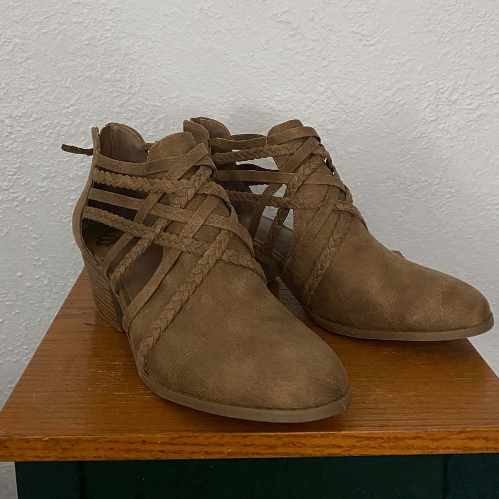 NWOT Fergalicious Booties